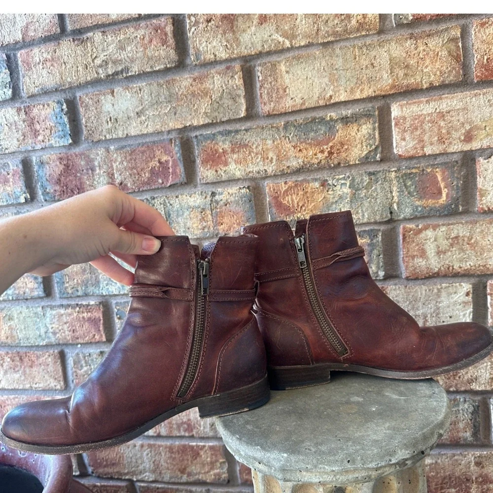 Frye Melissa Seam Short Belted Brown Leather Ankle Boots 6.5B Bootie Fall